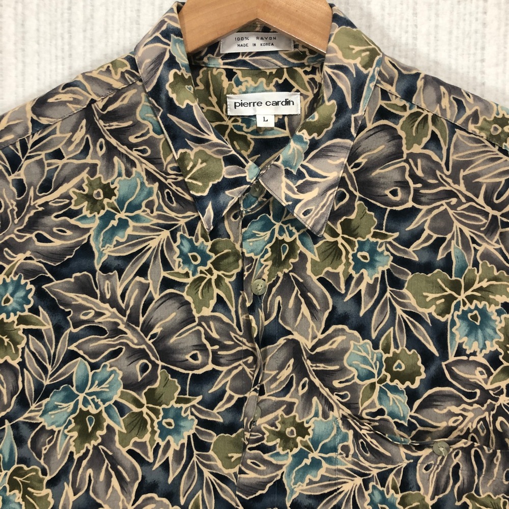 Pierre Cardin Mens Large Rayon Tropical Floral Short Sleeve Button Down Shirt